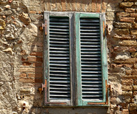 San Quirico Shutter
