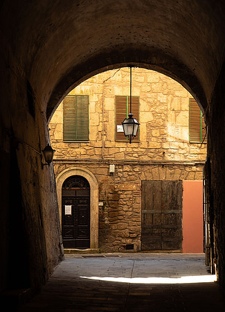 Sorano Arch